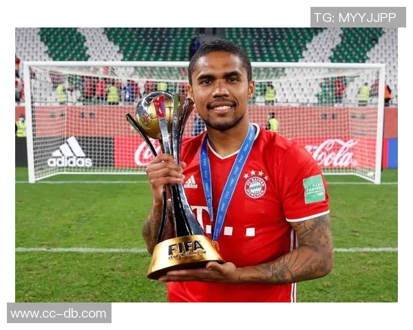 道格拉斯科斯塔寻求新东家墨西哥联赛或成下家选择 道格拉斯科斯塔寻求新东家墨西哥联赛或成下家选择