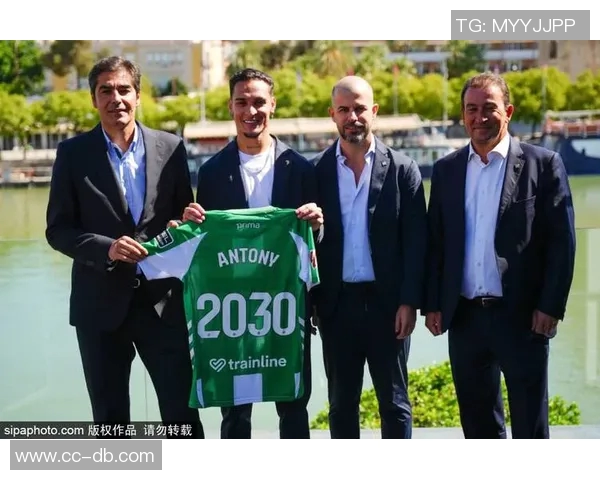 切尔西热刺冬窗瞄准罗克球员为备战世界杯拒绝转会 切尔西热刺冬窗瞄准罗克球员为备战世界杯拒绝转会