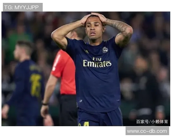 泰瑞斯马丁表现低迷全场零分正负值惨淡球队失利原因分析