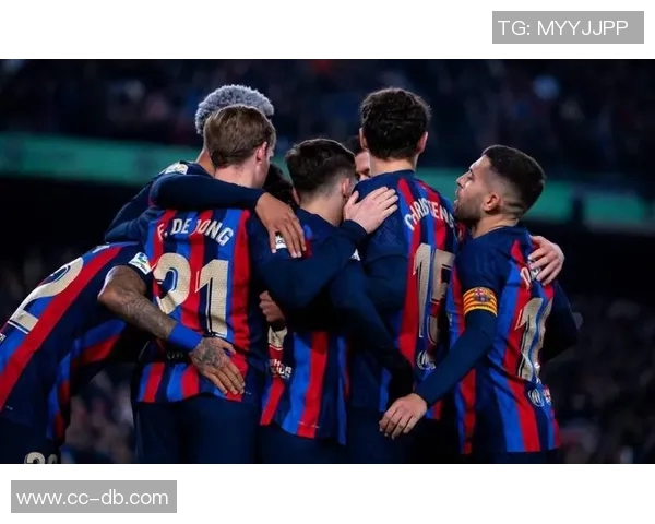 黄潜主帅谈阿隆索角色比喻教练如三明治中的火腿缺乏信任可选择离开 黄潜主帅谈阿隆索角色比喻教练如三明治中的火腿缺乏信任可选择离开